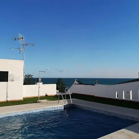 Pin4.1 - Beachfront 1br Near Port Lejlighed Estepona